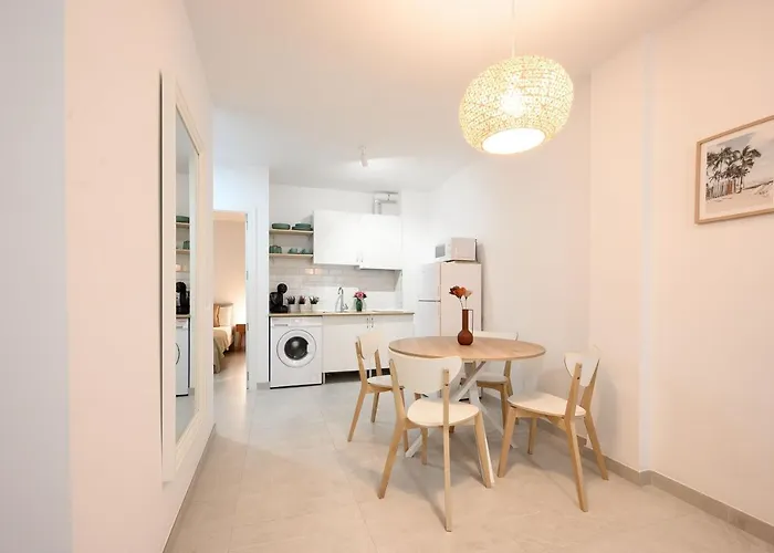 New 1 Bedroom At 4 Min To The By 10tosea פואנגירולה